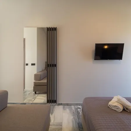 酒店 Finikounda Hotel