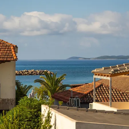 Finikounda Hotel
