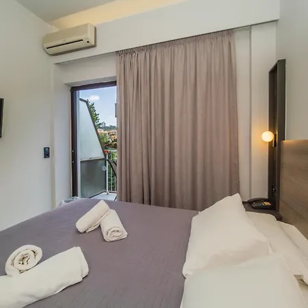 Hotel Finikounda Hotel 2*