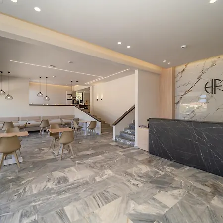 酒店 Finikounda Hotel 2*