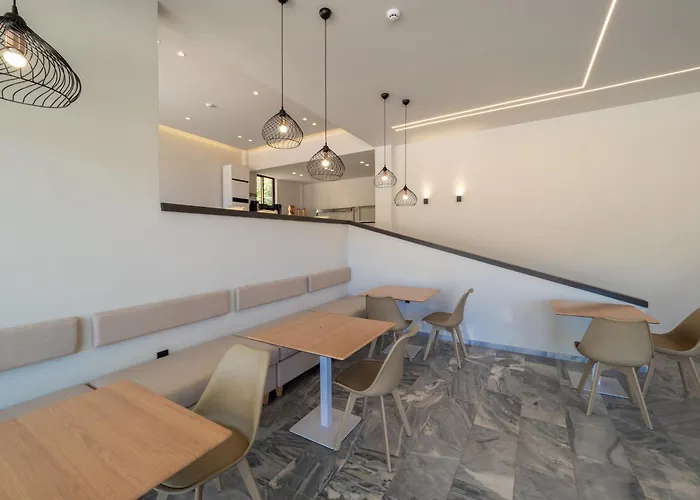 Finikounda Hotel Hotel