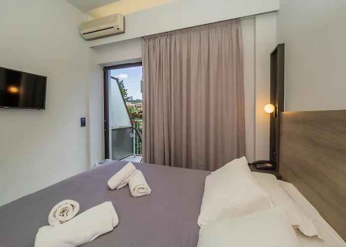 Hotel Finikounda Hotel 2*