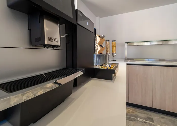 Hotel Finikounda Hotel 2*